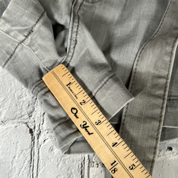 Banana Republic Gray Denim Jeans Tie High Waist Shorts Size 30 10P 10 Petite - Picture 10 of 14